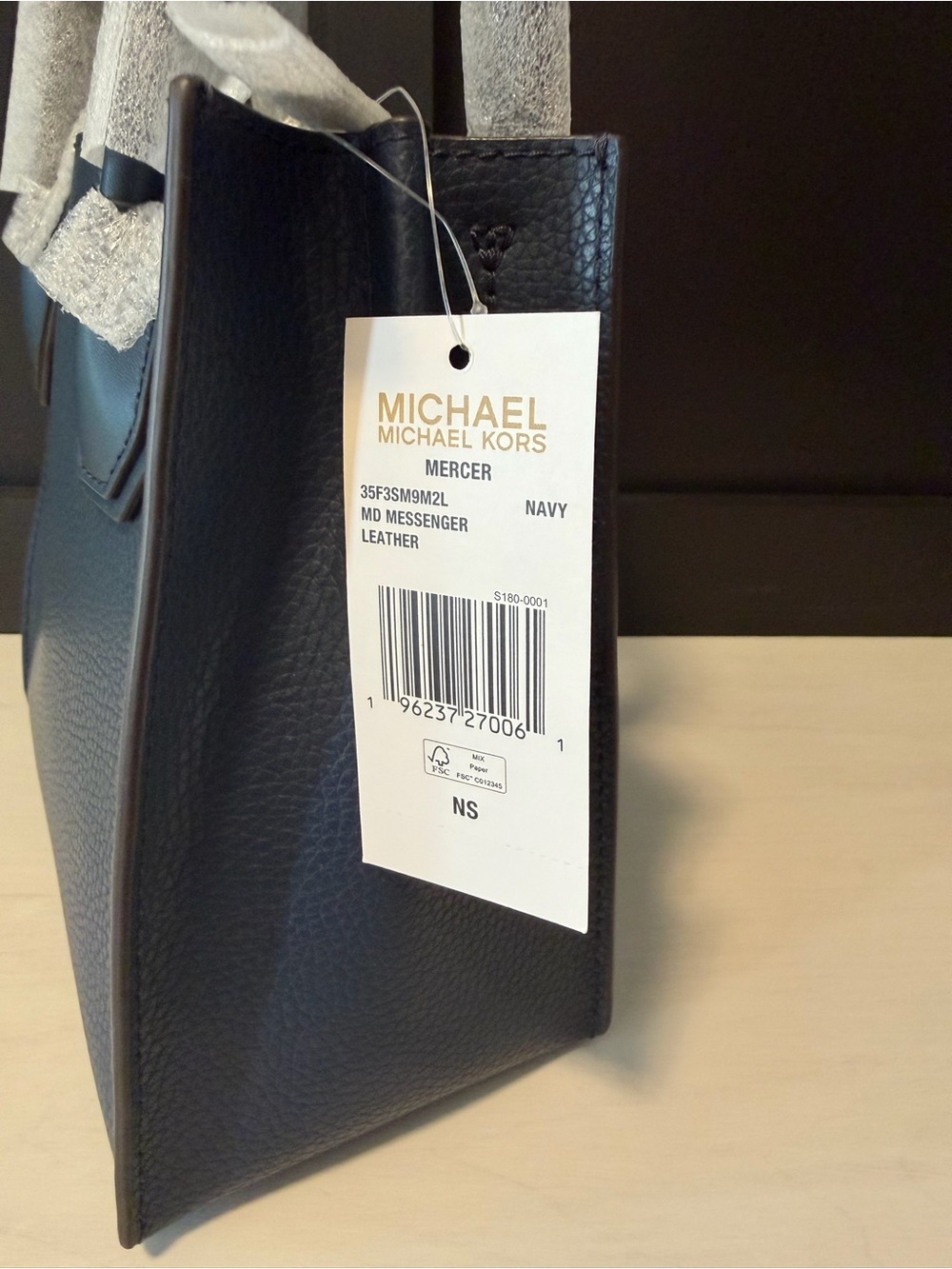 NWT Michael Kors Mercer Medium Pebbled Leather Navy Crossbody - Picture 3 of 4